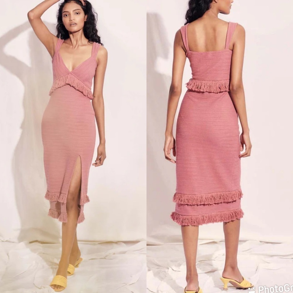 Saylor Nicolaia Dress in Mauve
